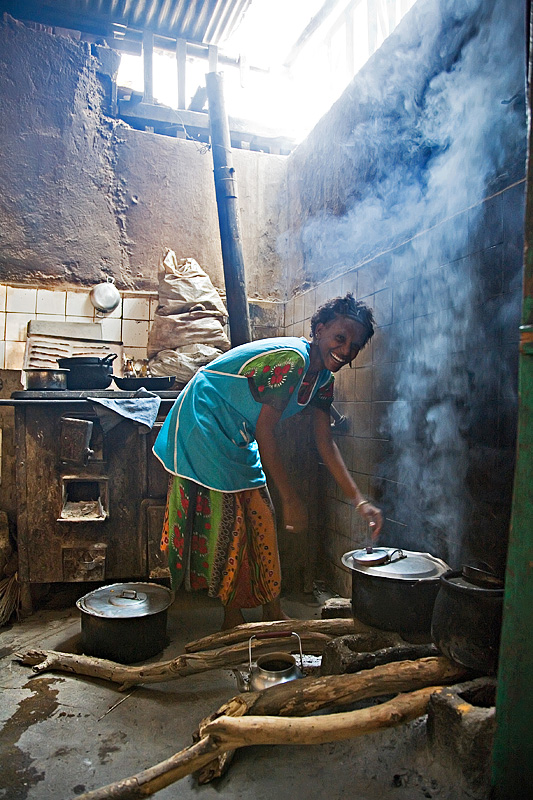 98   Cooking diner   Massawa